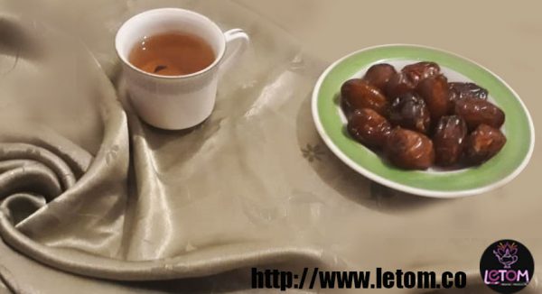 Dates and black tea