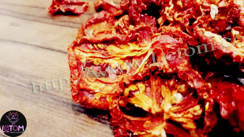 The best natural dried tomatoes on the table