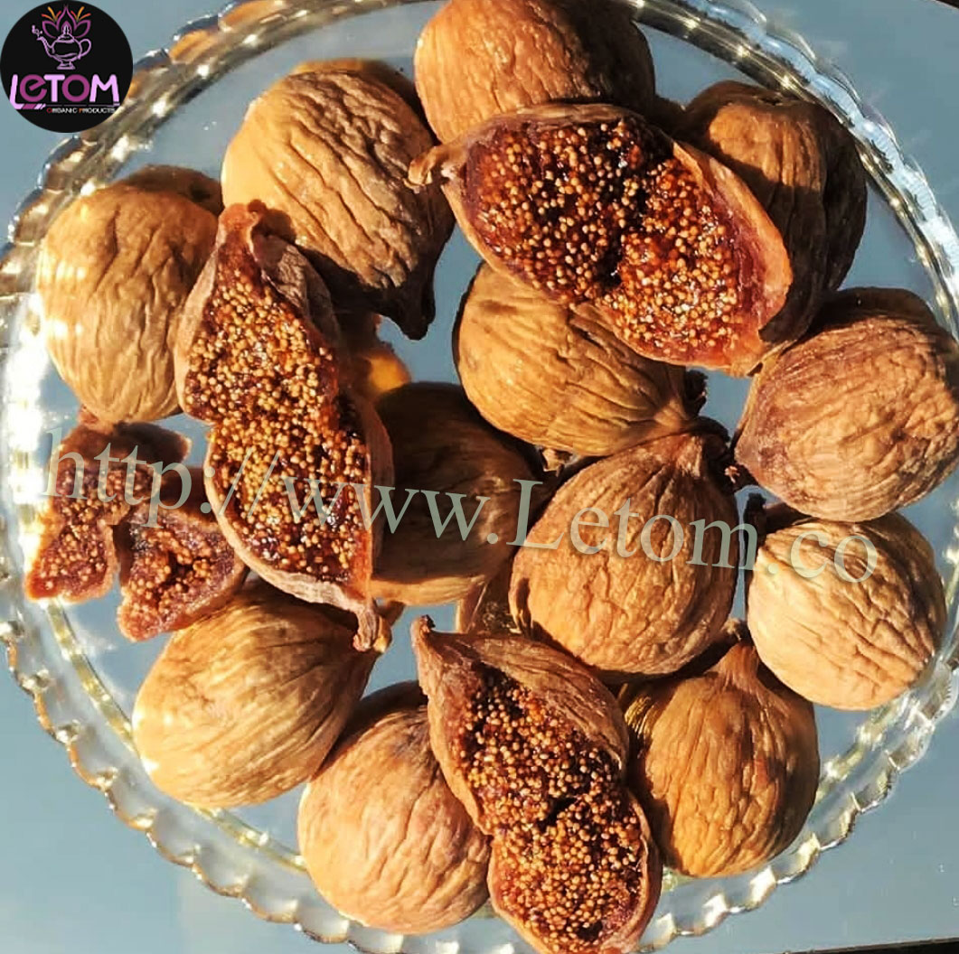 The best natural dried figs in a bowl